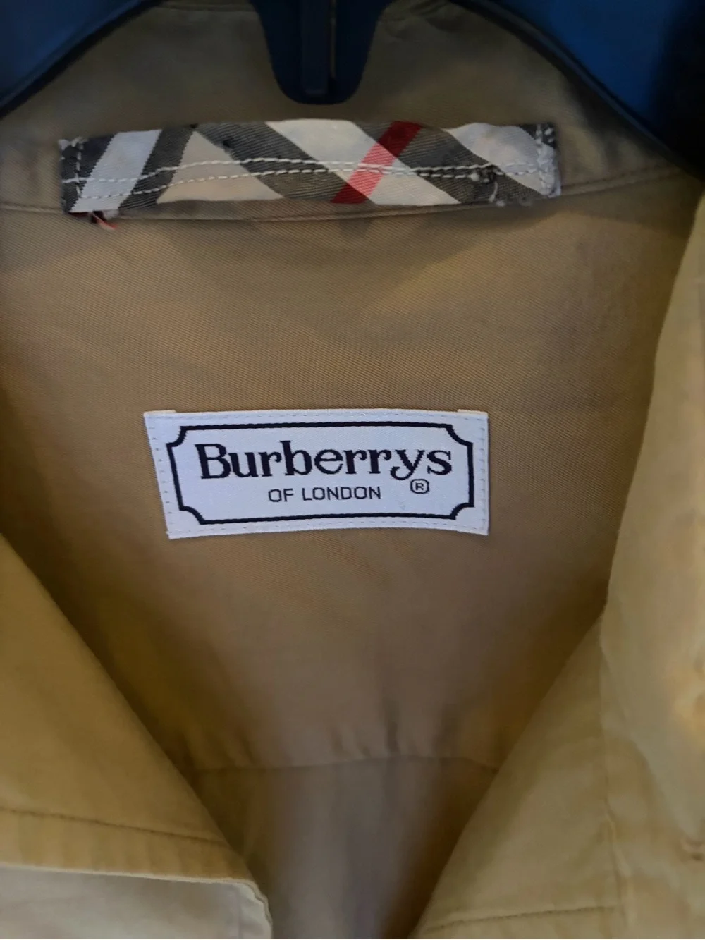 Authentic Burberrys Tan Trench Jacket with Signature Check Trim - Picture 2 of 5